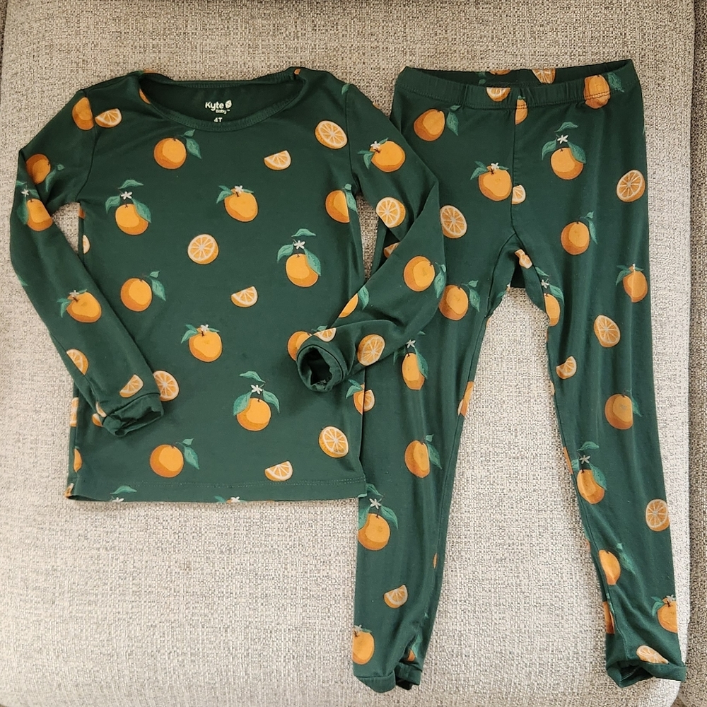 Kyte BABY Oranges PJs